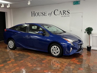 Used 2017 Toyota Prius 1.8 VVTi Business Ed Plus 5dr CVT [15 inch alloy] in Oldham