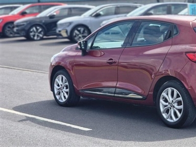 Used 2018 Renault Clio 0.9 TCE 90 Dynamique Nav 5dr in Kidwelly
