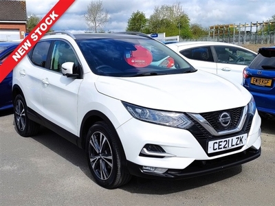 Used Nissan Qashqai 1.3 DIG-T N-Connecta 5dr in Ripley
