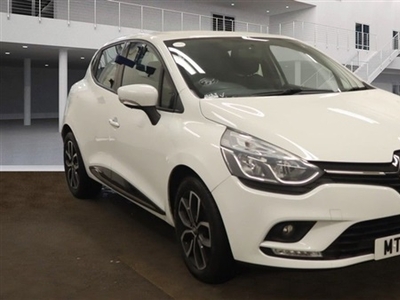 Used Renault Clio 0.9 PLAY TCE 5d 76 BHP in
