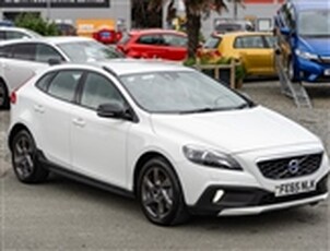 Used 2015 Volvo V40 D2 CROSS COUNTRY LUX in Aberystwyth