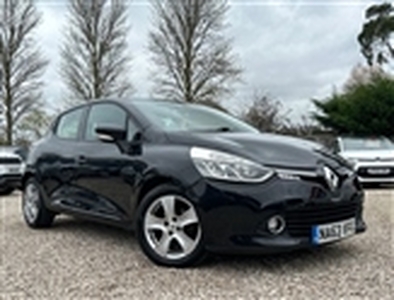 Used 2013 Renault Clio 0.9 TCe Dynamique MediaNav in Wickford