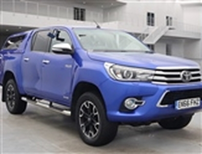 Used 2017 Toyota Hilux 2.4 D-4D Invincible X Pickup 4dr Diesel Auto 4WD Euro 6 (TSS) (150 ps) in Sheffield