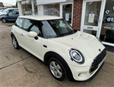 Used 2020 Mini Hatch 1.5 Cooper Classic Steptronic Euro 6 (s/s) 3dr in Clacton-on-Sea