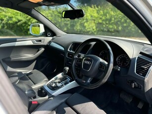 2011 AUDI Q5