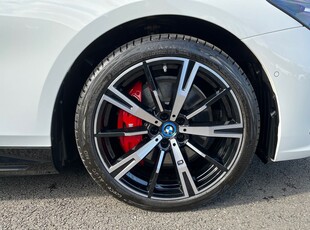 BMW i5 i5 eDrive40 M Sport Pro Saloon