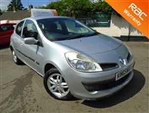 Used 2008 Renault Clio 1.6 EXPRESSION 16V 3d 111 BHP in Crawley