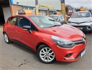 Used 2017 Renault Clio 1.1 PLAY 5d 73 BHP in Middlesbrough