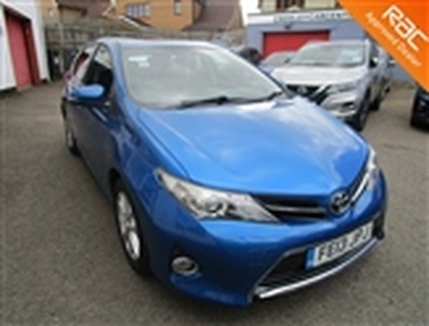 Used 2013 Toyota Auris 1.3 ICON DUAL VVT-I 5d 98 BHP in Watford
