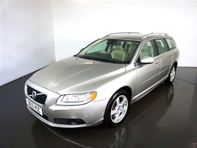 Used 2013 Volvo V70 2.0 D4 SE LUX 5d 161 BHP-1 OWNER CAR FROM NEW-10 VOLVO SERVICES-SEASHELL METALLIC-SANDSTONE BEIGE LE in Warrington