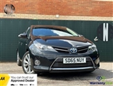 Used 2015 Toyota Auris 1.8 EXCEL VVT-I 5d 99 BHP in Reading