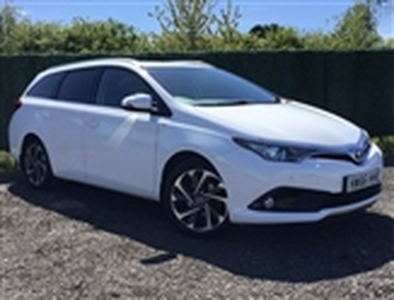 Used 2016 Toyota Auris 1.2 VVT-I DESIGN TOURING SPORTS 5d 114 BHP FROM Â£221 PER MONTH STS in Costock