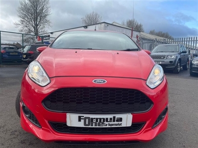 Used 2017 Ford Fiesta 1.0 ST-LINE 3d 100 BHP in Stirlingshire
