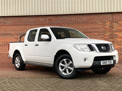 Used Nissan Navara 2.5 dCi Acenta 4WD Euro 5 4dr in Sunderland