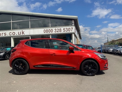 Used Renault Clio 1.2 TCE Signature Nav 5dr in Scunthorpe