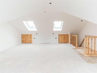 2 Bedroom Duplex For Sale In Felixstowe, Suffolk