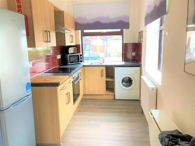 3 Bedroom Apartment For Rent In Broomhall Street, Sheffield