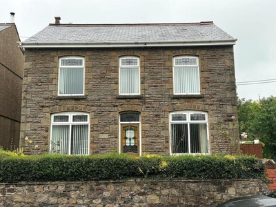 3 Bedroom Detached House For Sale In Lower Cwmtwrch