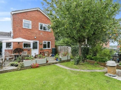 3 Bedroom Link Detached House For Sale In Amesbury