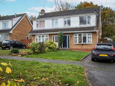 3 Bedroom Semi-detached House For Sale In Shepshed, Leicestershire