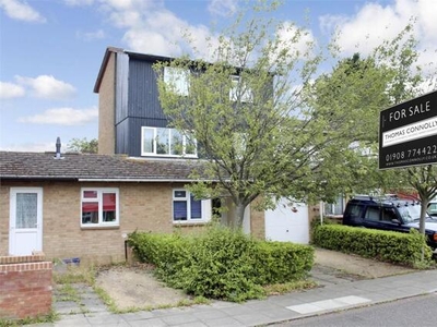 3 Bedroom Town House For Sale In Bradwell Common, Milton Keynes