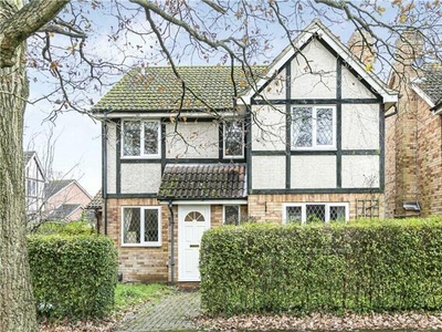 4 Bedroom Detached House For Sale In Staines-upon-thames, Surrey