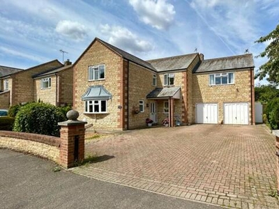 5 Bedroom Detached House For Sale In Langtoft, Peterborough