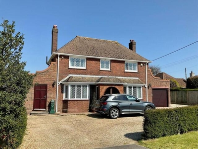 5 Bedroom Detached House For Sale In Whitfield