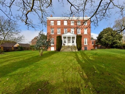 5 Bedroom Penthouse For Rent In Maidenhead, Berkshire