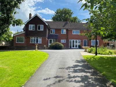 6 Bedroom Detached House For Sale In Sharpstones Lane, Bayston Hill