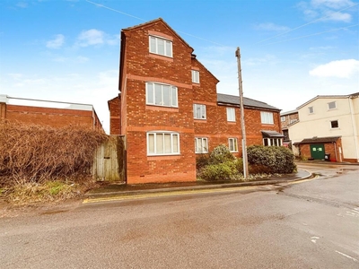 1 bedroom apartment for sale in Cornwall Place, Leamington Spa, CV32