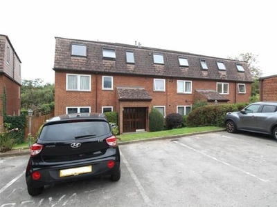 1 Bedroom Apartment For Sale In East Barnet