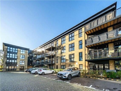 1 Bedroom Apartment For Sale In Giles Crescent