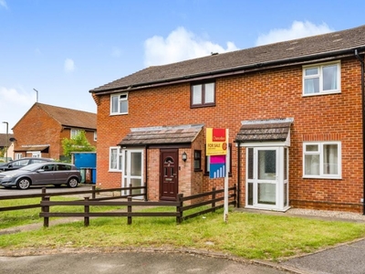 2 Bed House For Sale in Bicester, Oxfordshire, OX26 - 5033352