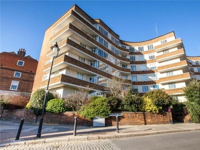 2 Bedroom Apartment For Rent In Cholmeley Park, London