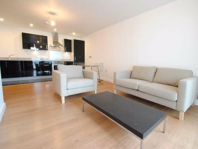 2 Bedroom Apartment For Rent In City Peninsula, London
