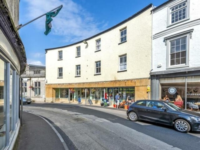 2 Bedroom Apartment For Sale In Axminster