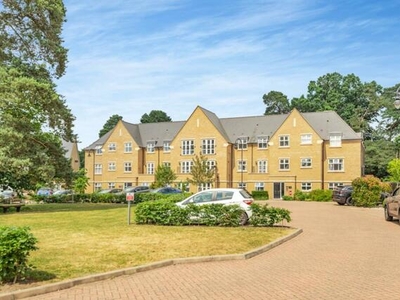 2 Bedroom Apartment For Sale In Egham