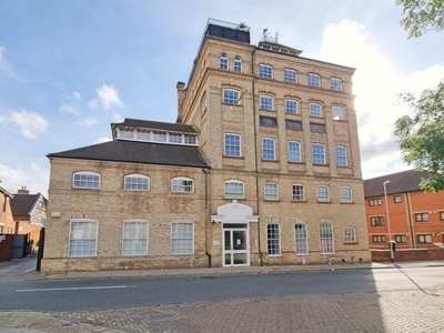 2 bedroom apartment for sale in Foundation Street, Ipswich, IP4