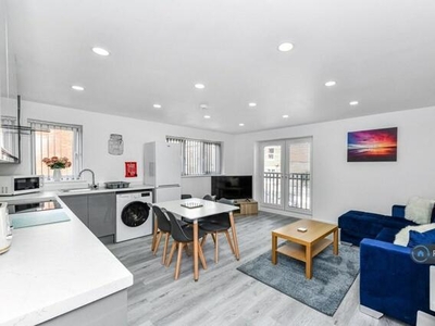 2 Bedroom Flat For Rent In Hucknall, Nottingham