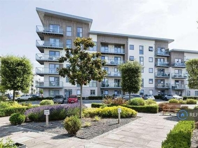 2 Bedroom Flat For Rent In Maidenhead