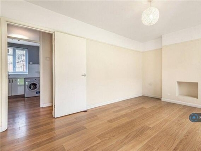 2 Bedroom Flat For Rent In Putney