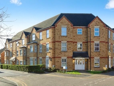 2 Bedroom Flat For Sale In 3 Hyde Close, Romford