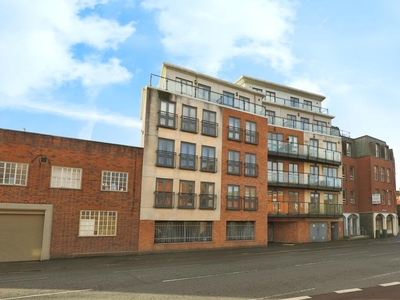 2 bedroom flat for sale in Sansome Street, Worcester, Worcestershire, WR1