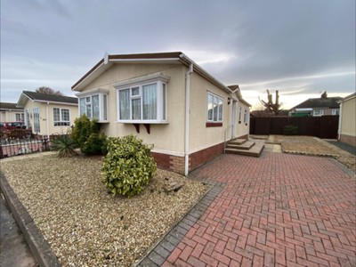 2 Bedroom Park Home For Sale In Rhyl, Denbighshire