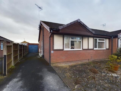 2 Bedroom Semi-detached Bungalow For Sale In Lincoln