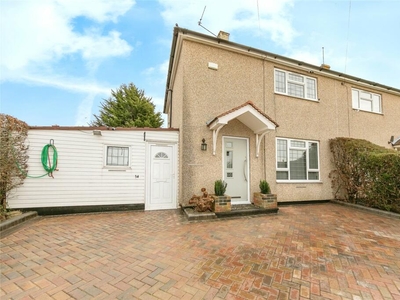 2 bedroom semi-detached house for sale in Wincanton Road, Reading, RG2