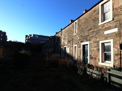 2 Bedroom Semi-detached Villa For Rent In Leith, Edinburgh