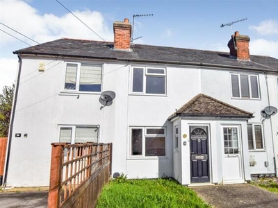 2 Bedroom Terraced House For Sale In Farnborough, Hampshire