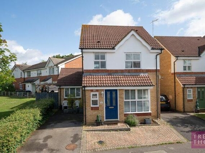 3 Bedroom Detached House For Sale In Croxley Green